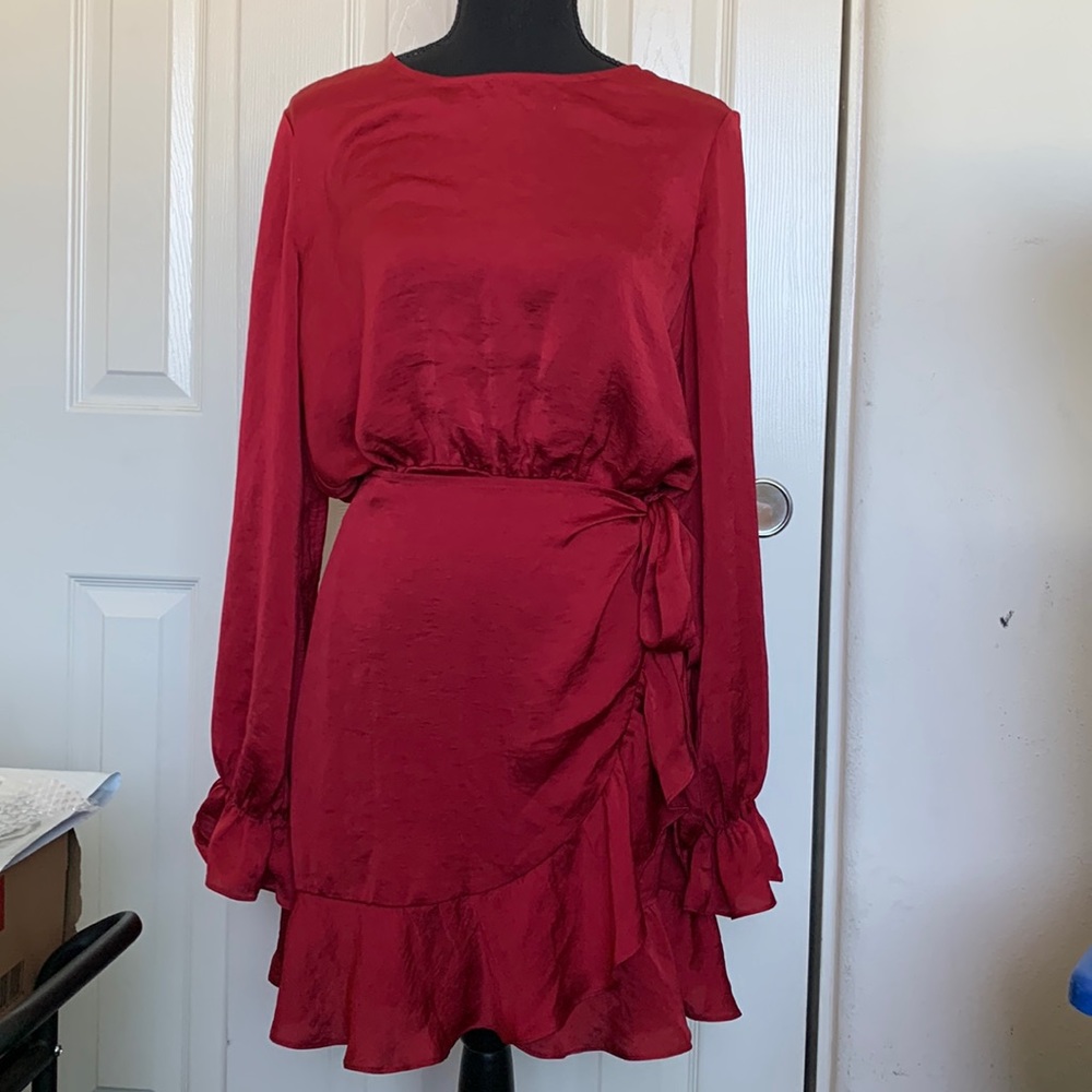 Chiffon Holiday Dress 🥰